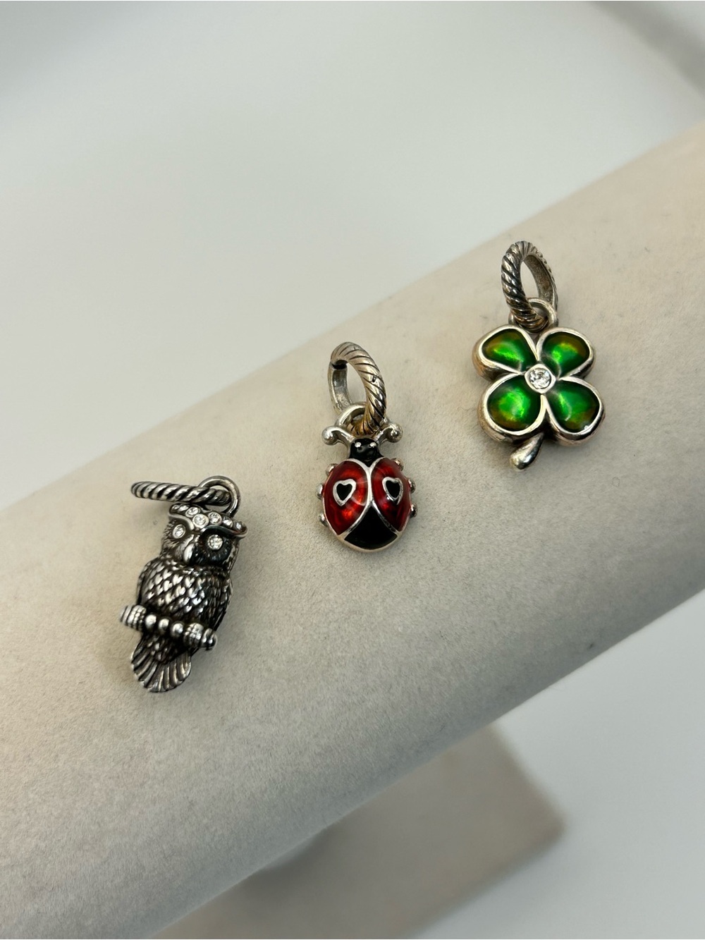 Brighton Nature Charms Qty 3 Owl, Ladybug & Green Clover Silver Plated Enamel - Picture 2 of 7